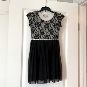 Little girls formal holiday dress